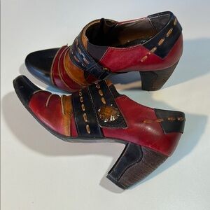 L’ARTISTE BY SPRING STEP WONDROUS BOOTIE RED LEATHER SIZE 61/2